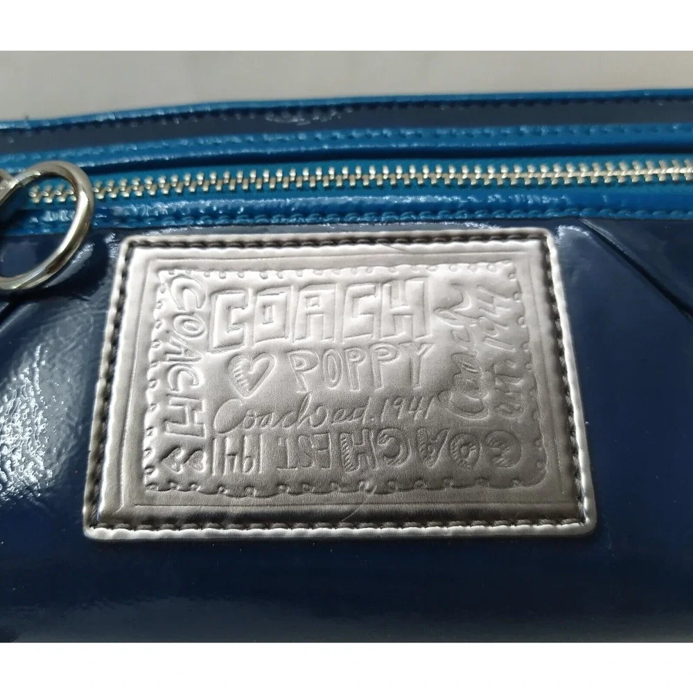 Coach Poppy Blue Patent Leather Zip Around Credit Card Wristlet Wallet
